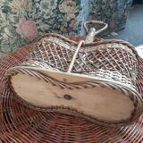 Rattan bottle holder