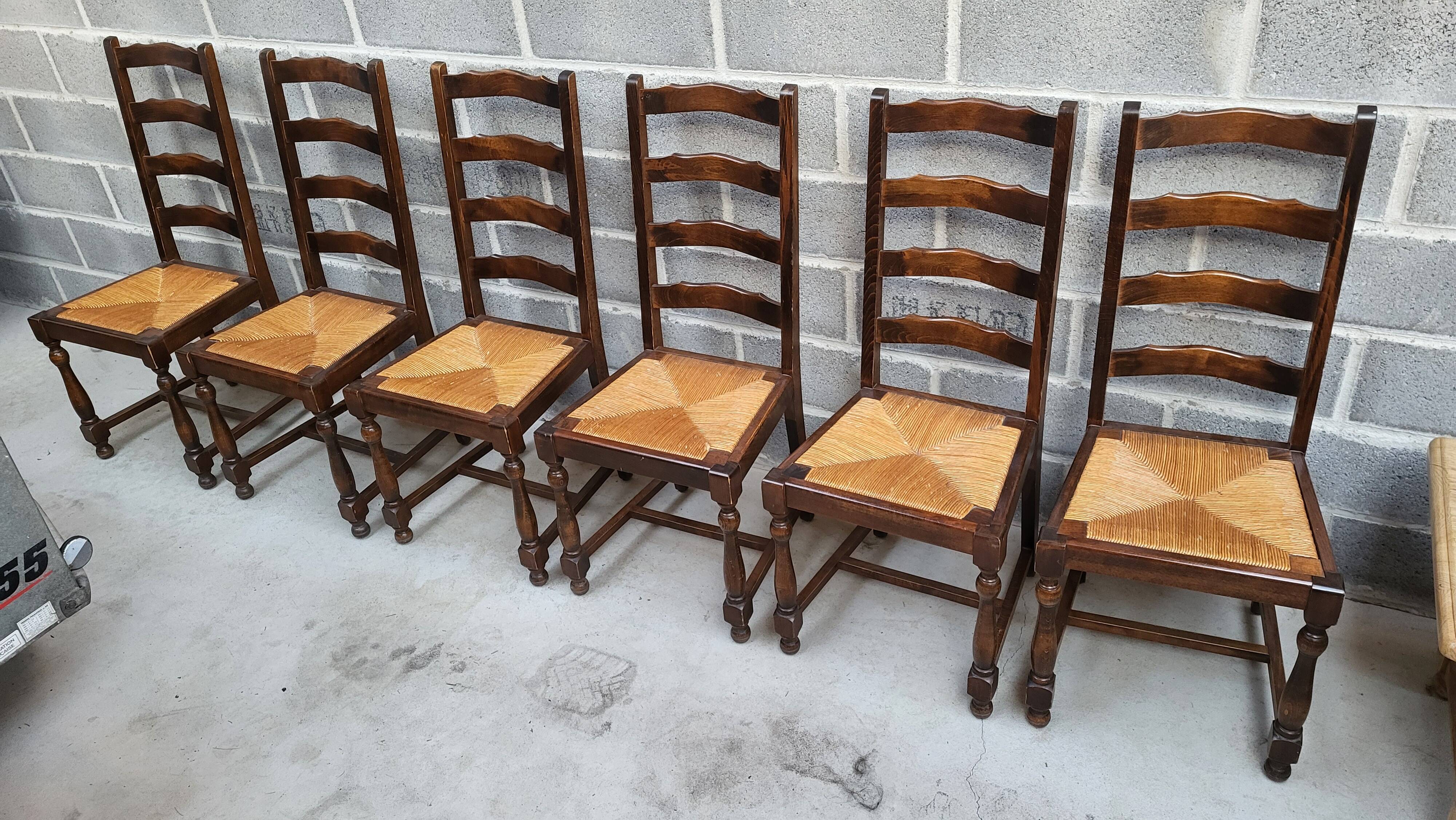 1 set of 6 solid wood chairs with straw seats – Rustic style