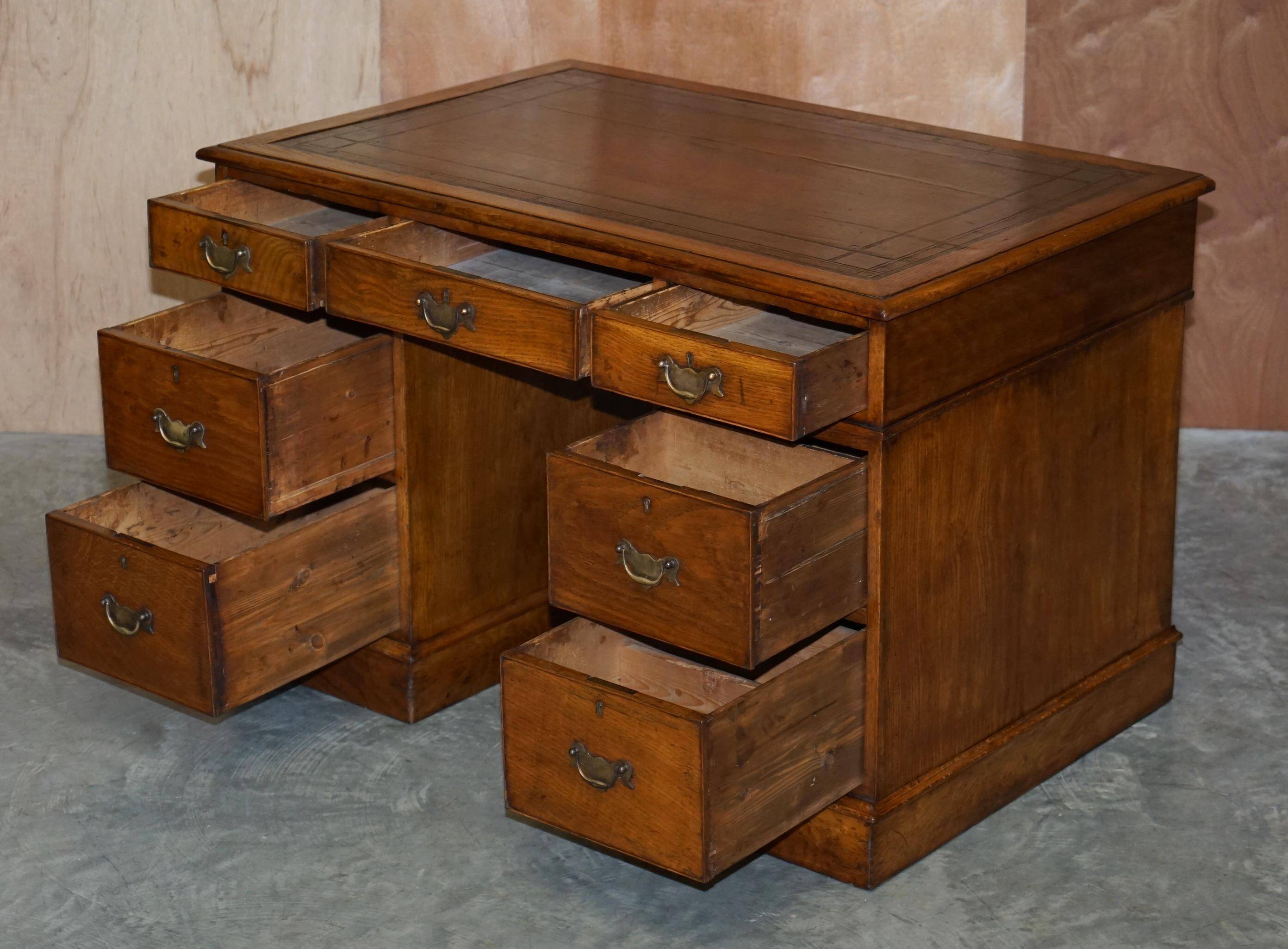 Georgian oak chest of drawers restored around 1800