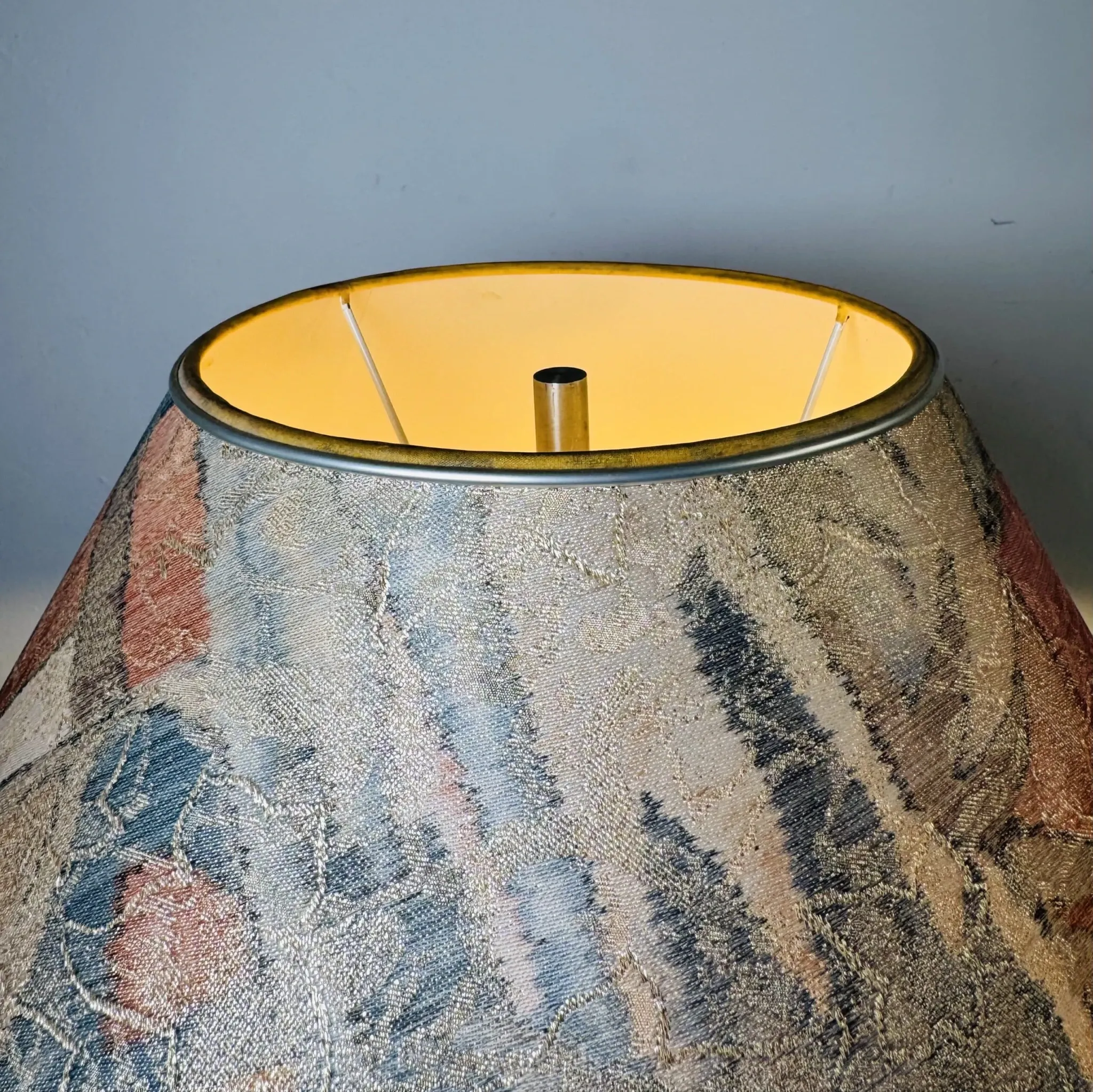 Lampe de table D-2153 par Raak Amsterdam, Pays-Bas, 1968