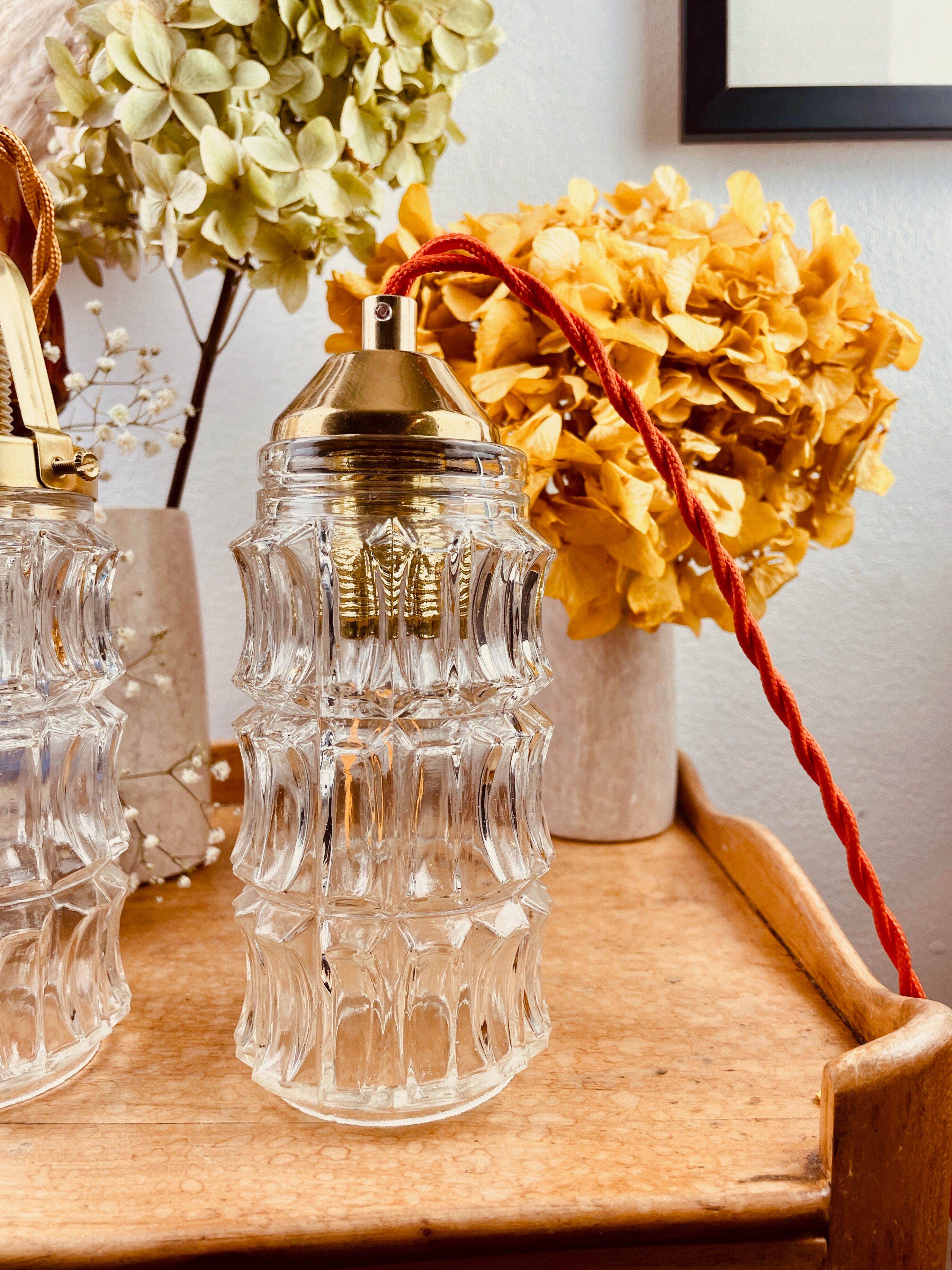 Walking lamp suspension tulip vintage pressed glass 70s