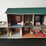 Maison de poupée miniature