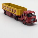 SAVIEM JL20 et sa remorque Pinder 1/64ième