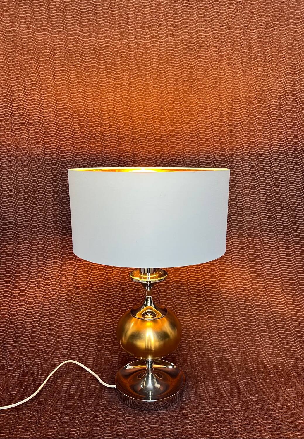 VINTAGE 1970 LARGE FORMAT LAMP CHROME BASE 1 BRUSHED ALUMINIUM BALL DO