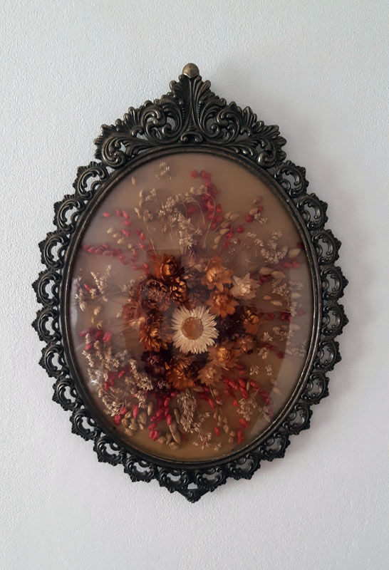 Herbier ovale vintage en laiton