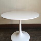 Tulip foot side table 1970