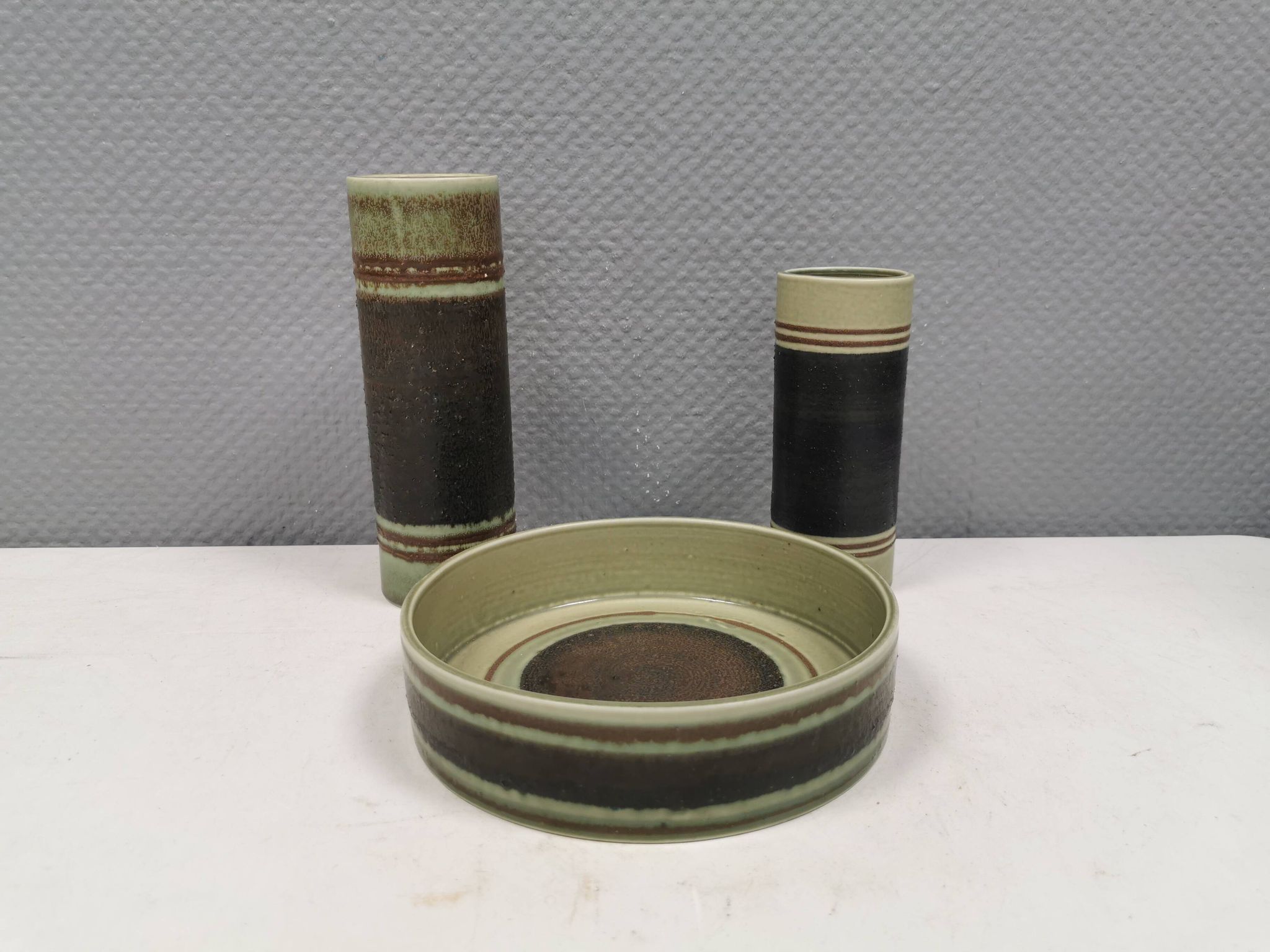 Trio of ceramics, consisting of two vases and a bowl/dish
