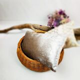 Round wicker flat basket