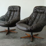 Pair of vintage Danish design brown leather swivel chairs by Bramin