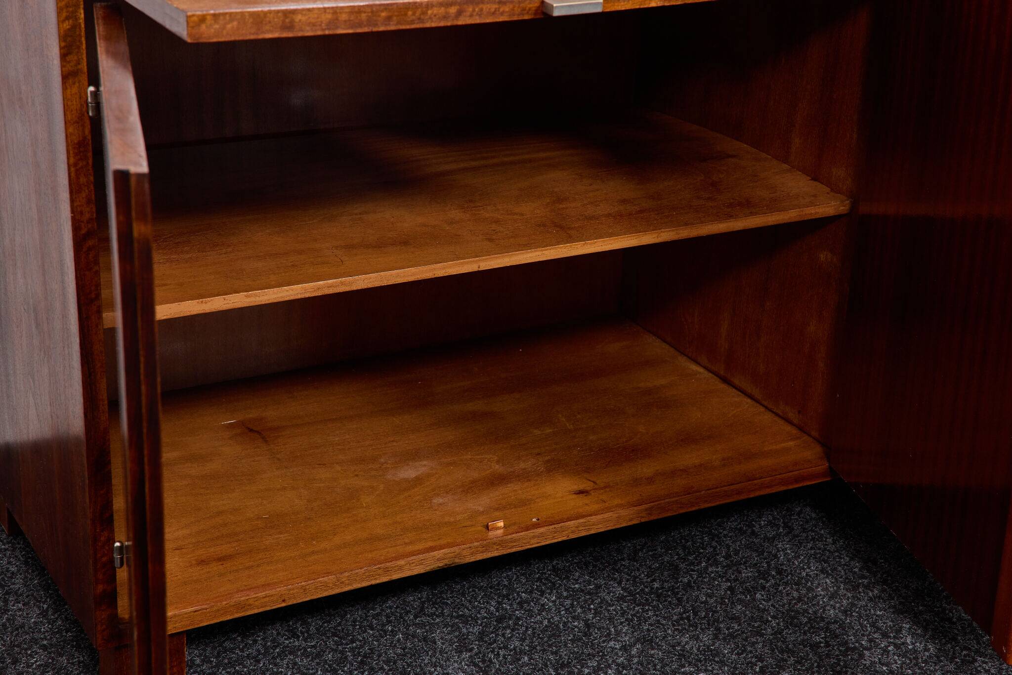 Buffet cubain en acajou de style Bauhaus, Gyula Kaesz, début des années 1940