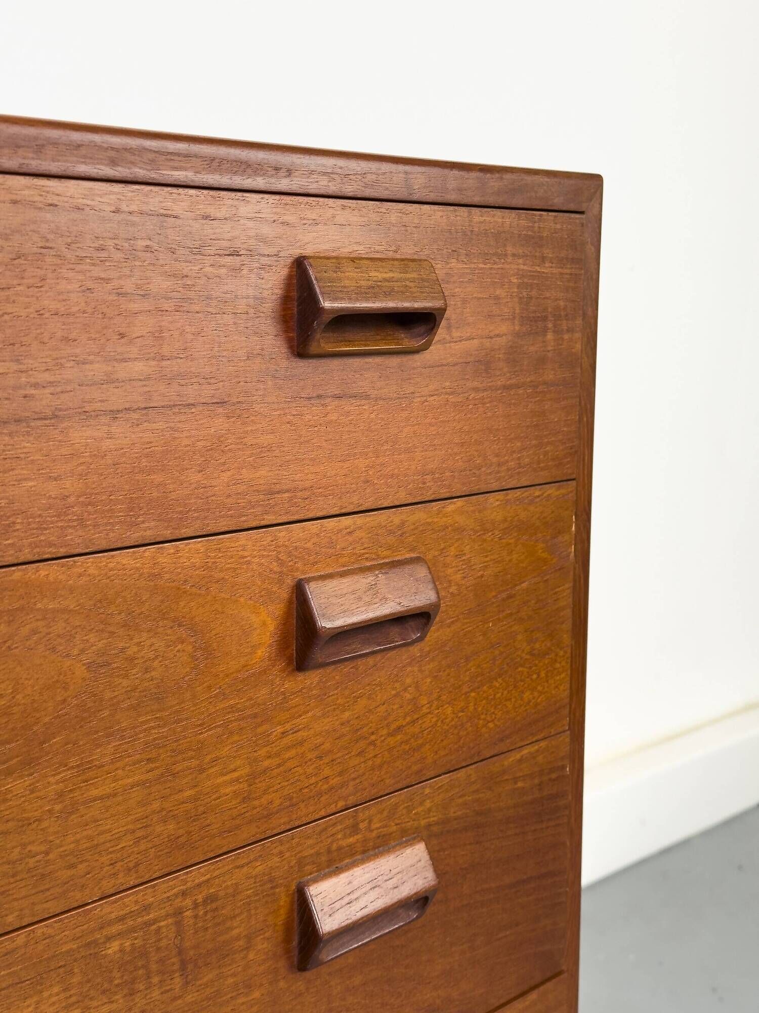 Danish Chest of Drawers in Teak by Børge Mogensen for Søborg Møbelfabrik, 1