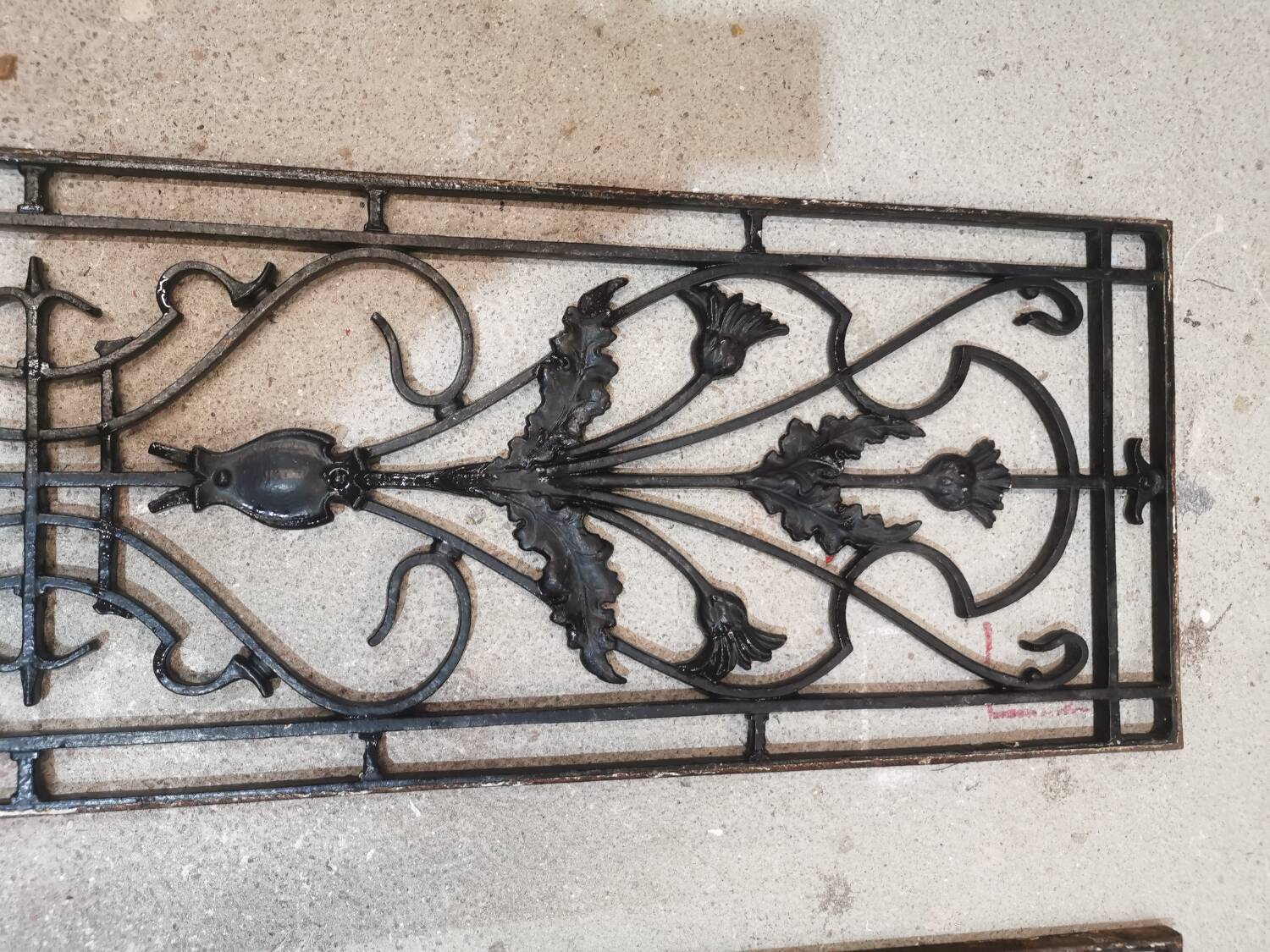 Grille de porte d'entrée
