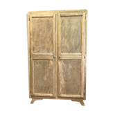 Armoire  années 30 en bois brut à double portes