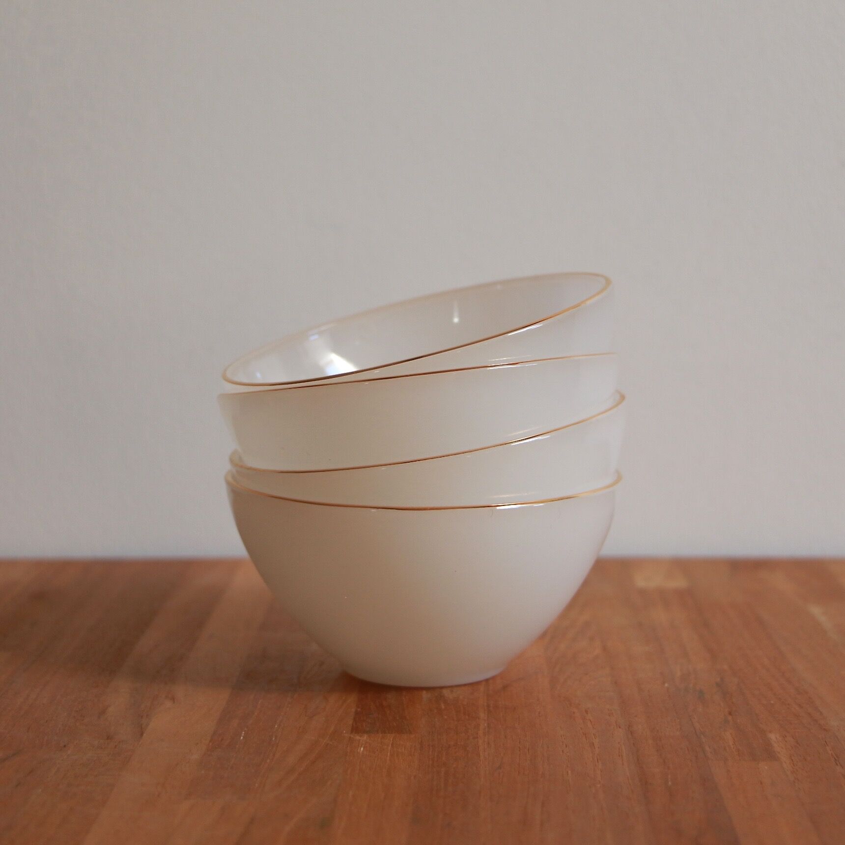 Opaline bowls