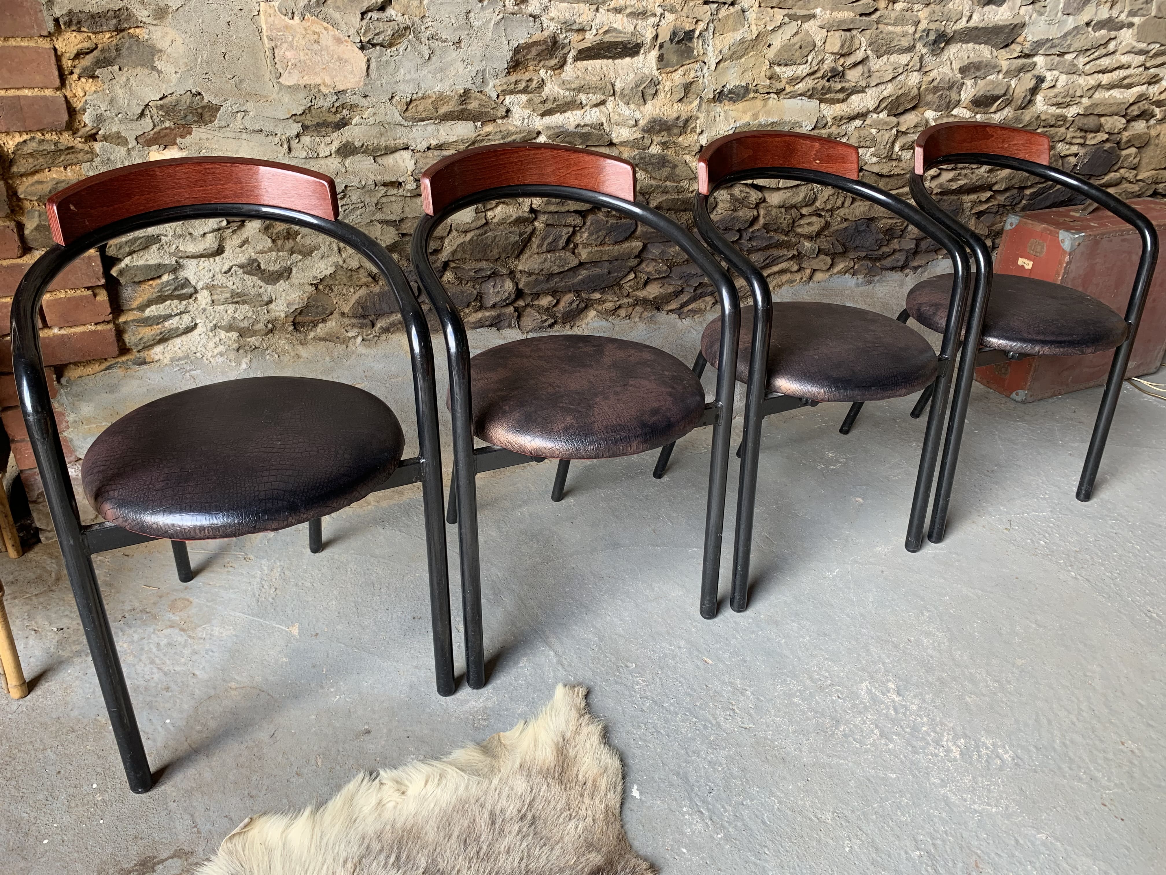 Set of 4 Stif armchairs