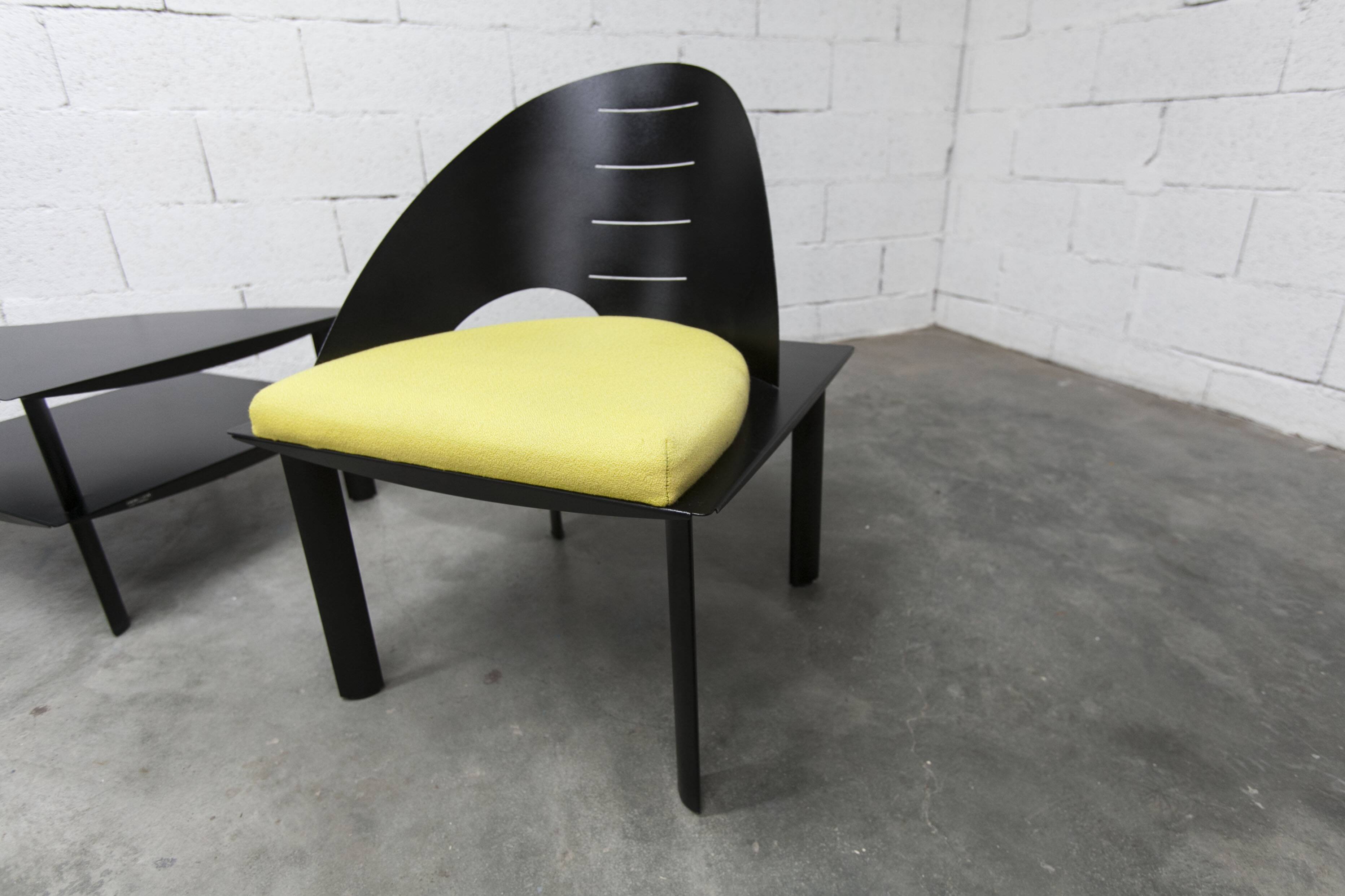 Ensemble 2 fauteuils + table basse design patrice bonneau genexco 1980