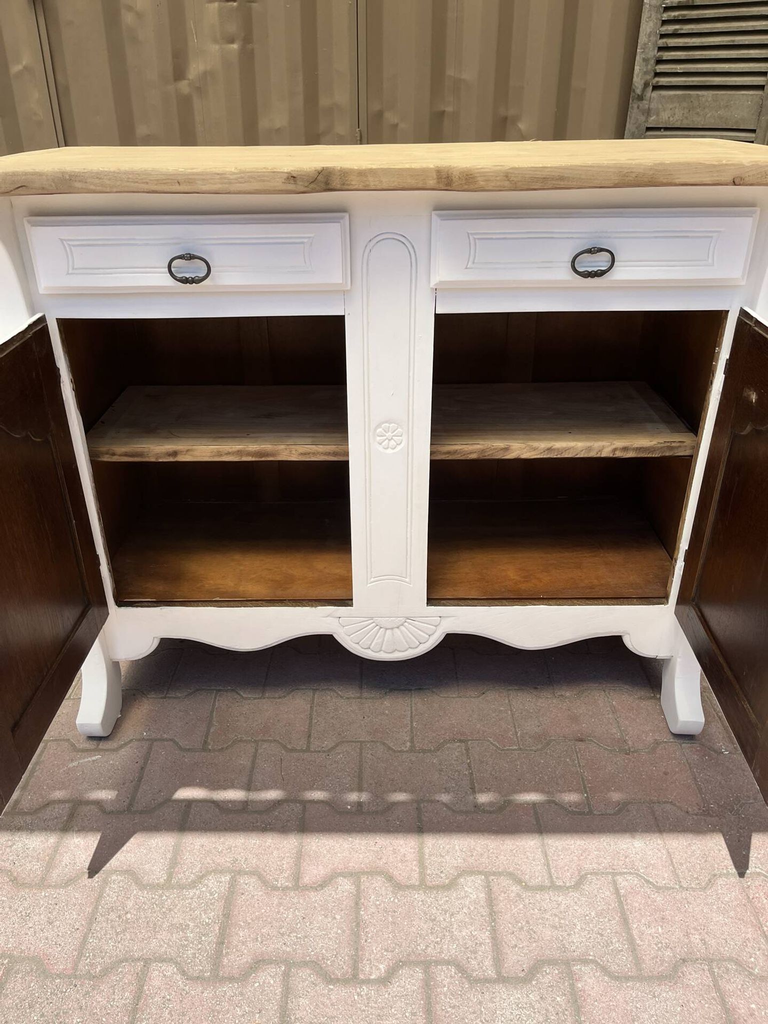 Buffet ancien relooke
