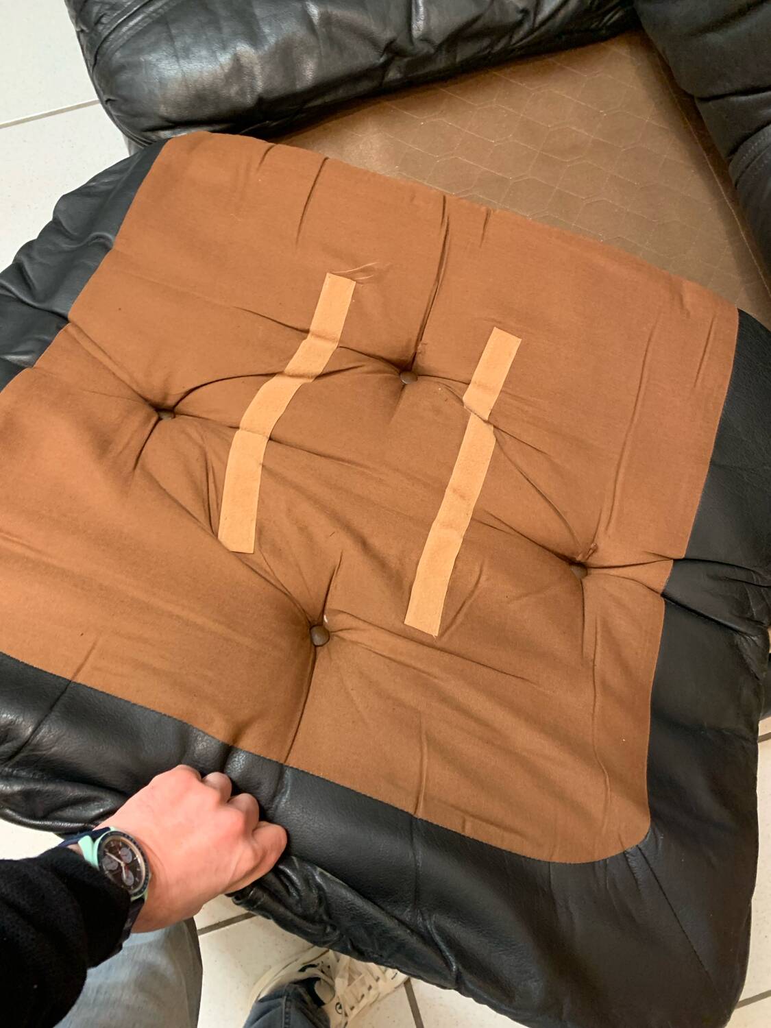 Vintage Black Leather Sofa Design Circa 1980