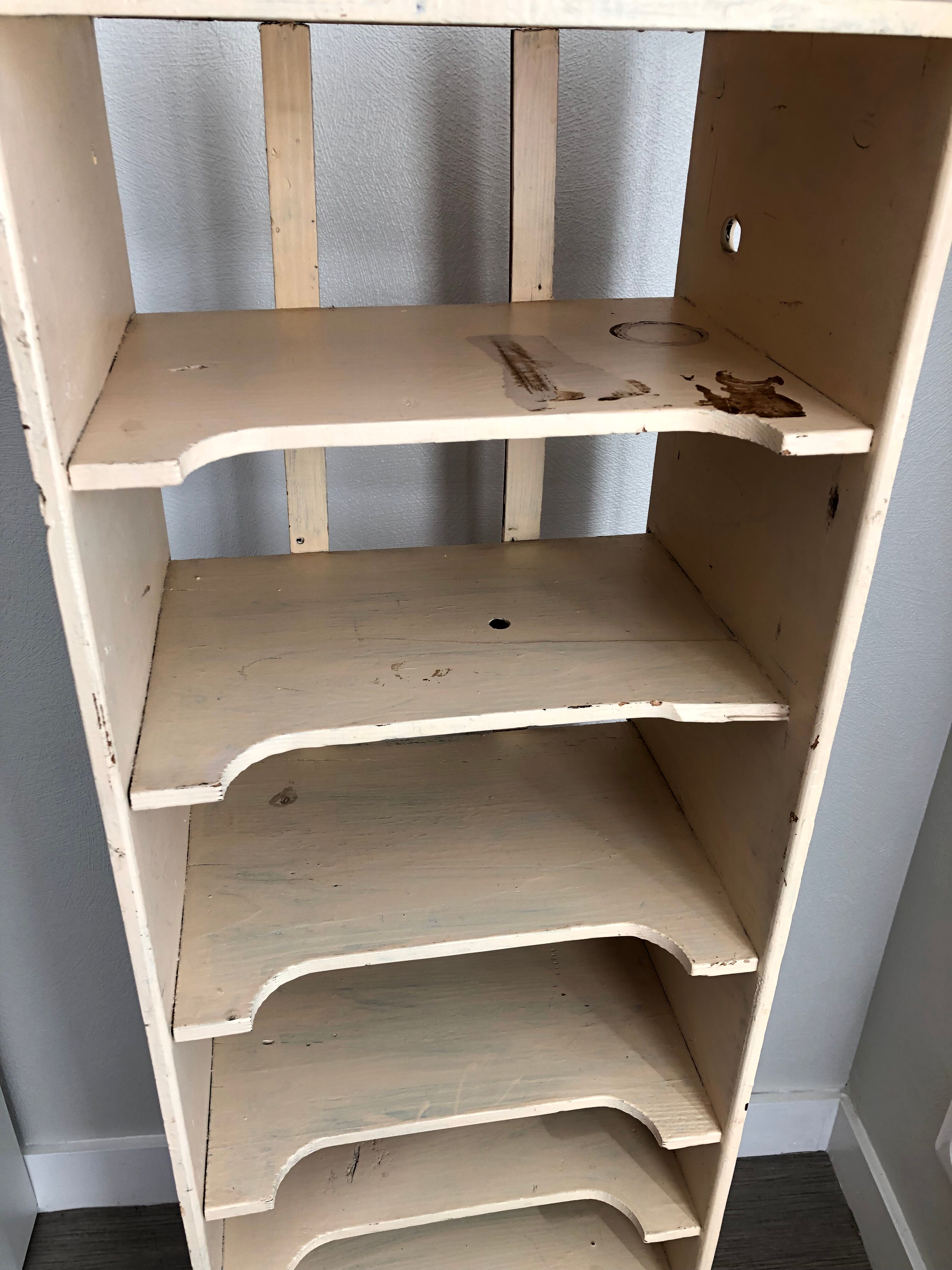 Patinated locker Cabinet