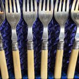 Box of 24 ivory and engraved silver metal cutlery - 19th century