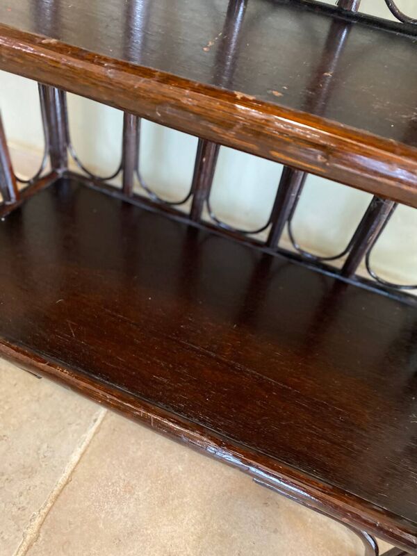 Étagère en rotin vintage