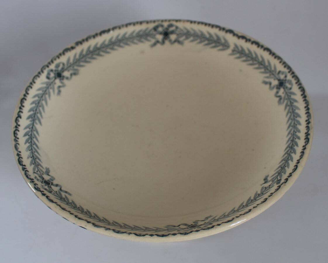 Boulenger ironstone fruit bowl