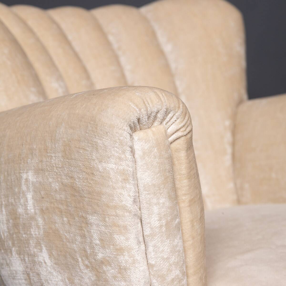 ELEGANT 20thC PAIR OF BOUDOIR SHELL-BACK CHAIRS c.1950