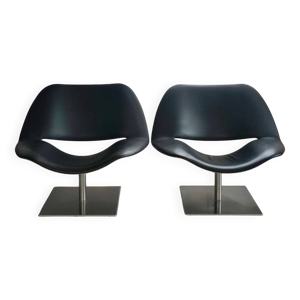 Paire de fauteuils lips