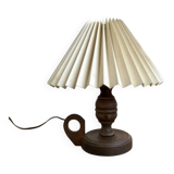 Table lamp in turned wood