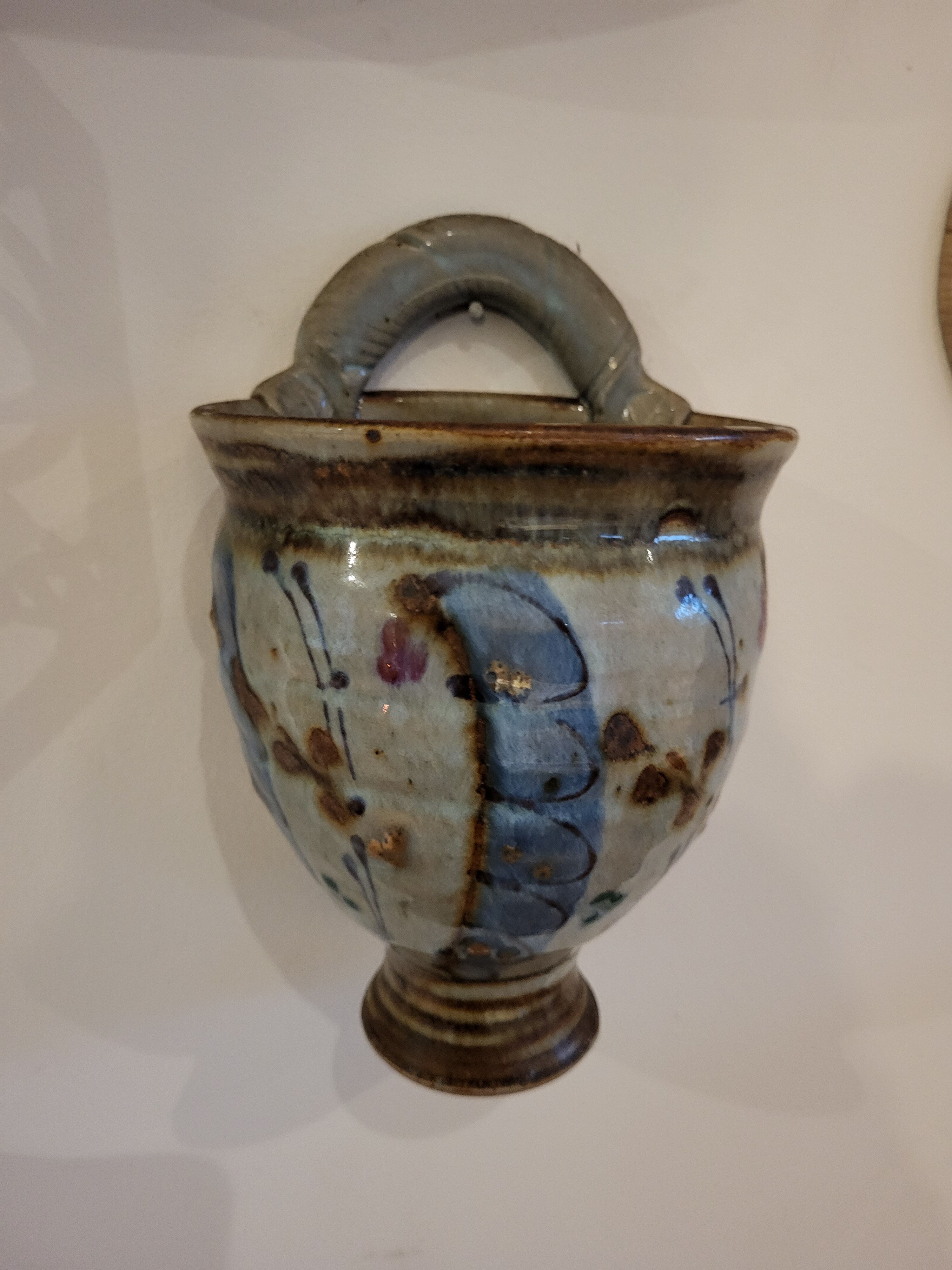 Sandstone wall pot cover