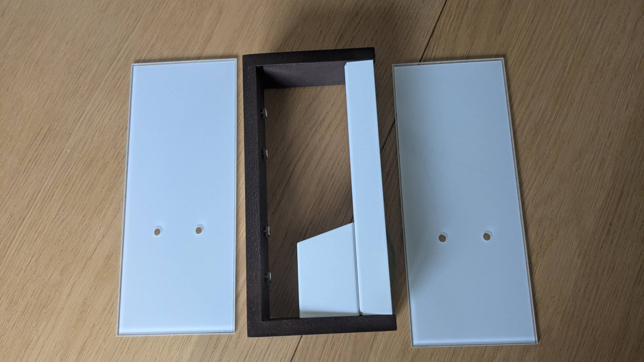 Linealight Triad W 90228 wall lights