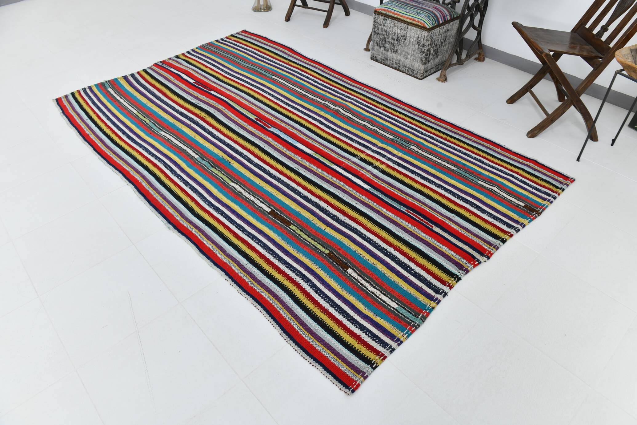5x9 Vintage Kilim Rug, 165x269Cm