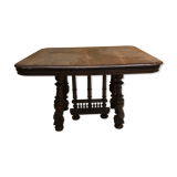 Table avec pied sculpté en bois