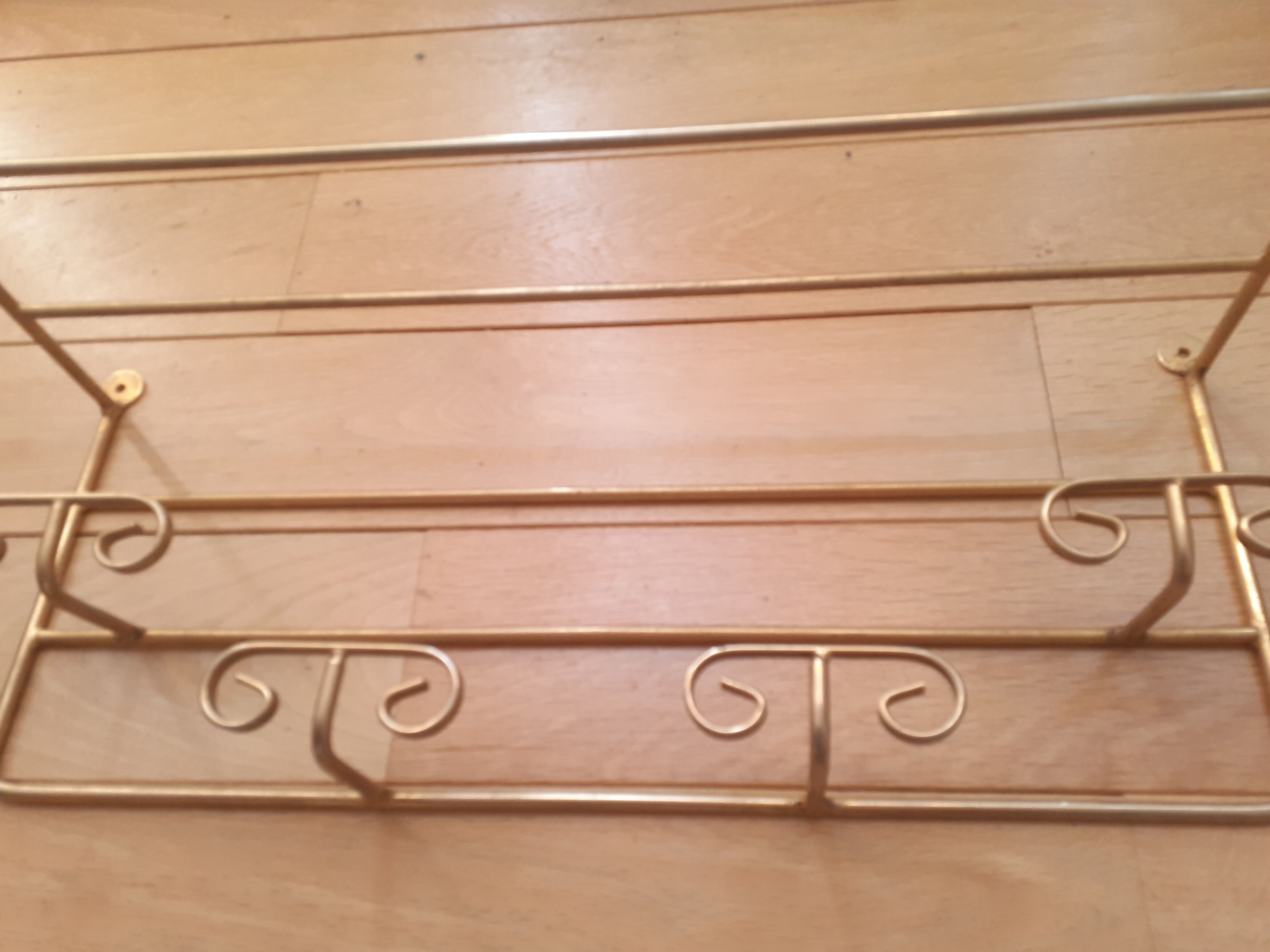 Golden coat rack 4 hooks