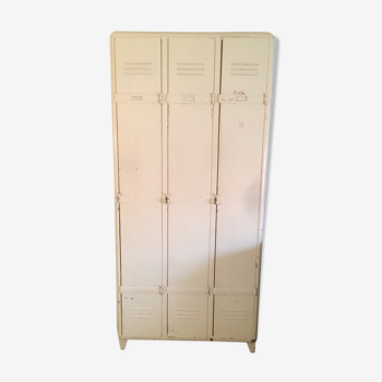 Armoire vestiaire industrielle coins arrondis