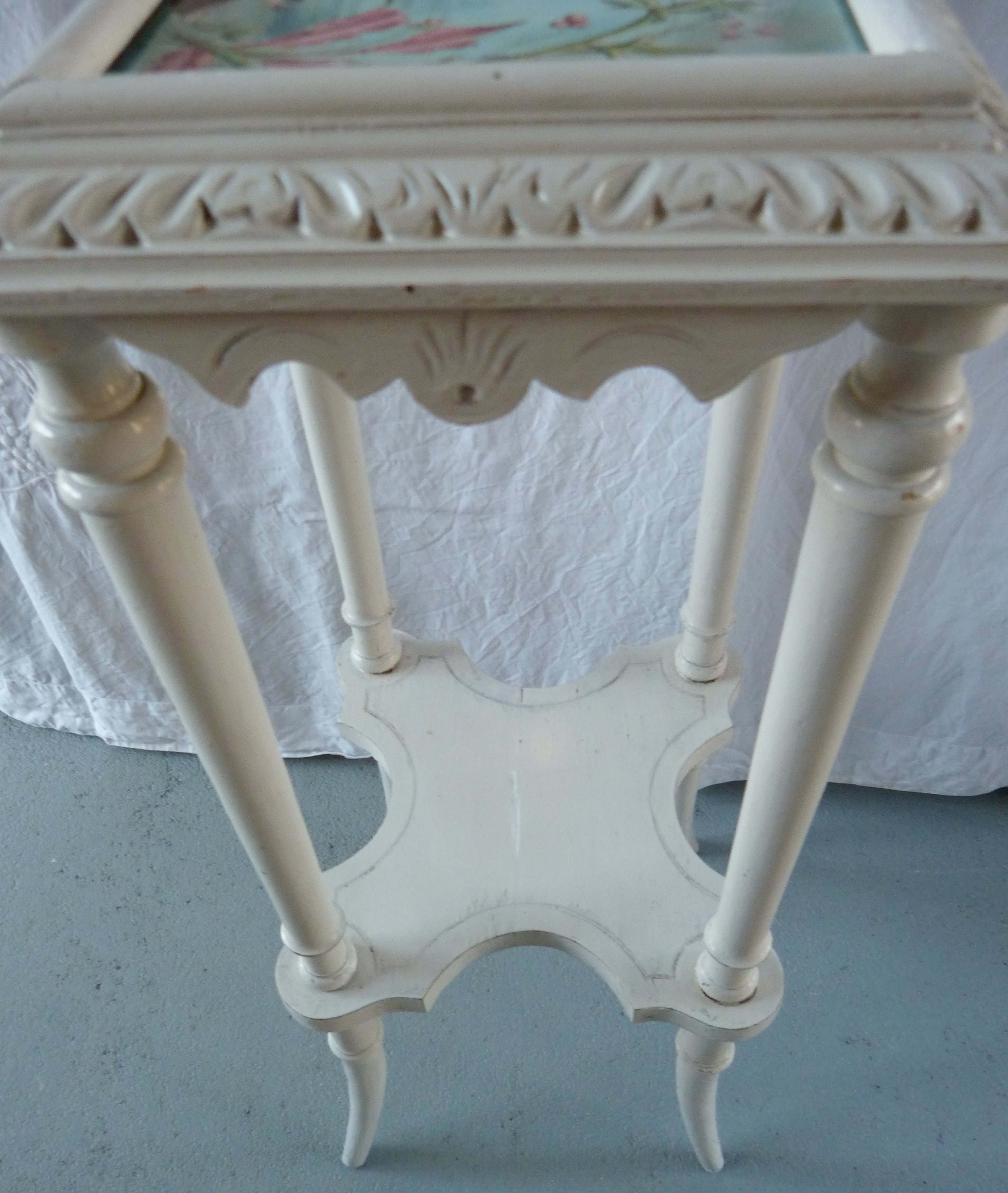 Sellette Art Nouveau style