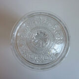 Sugar-glass chiseled glass