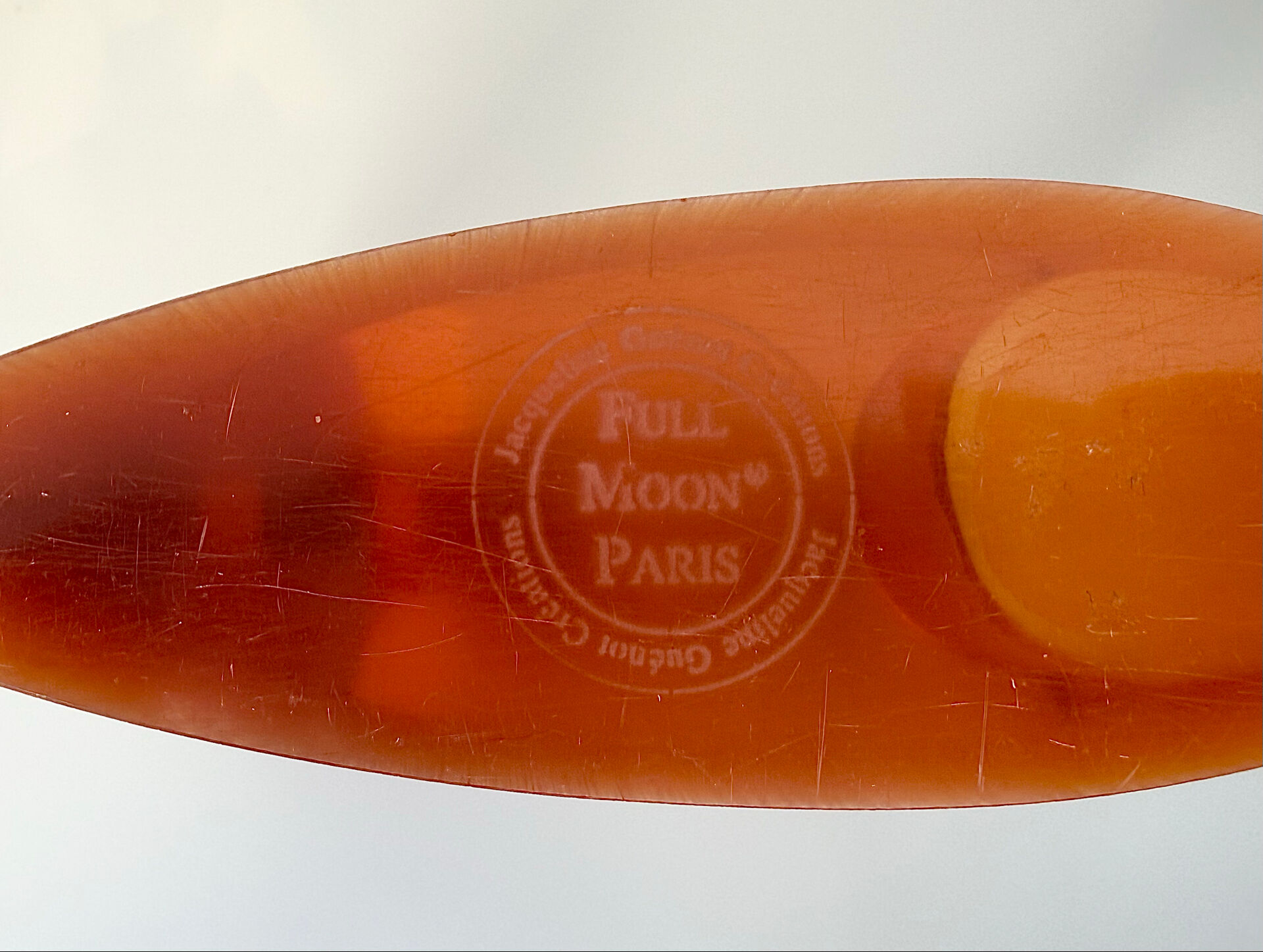 Translucent amber resin vase – Jacqueline Guénot, Full Moon® Paris