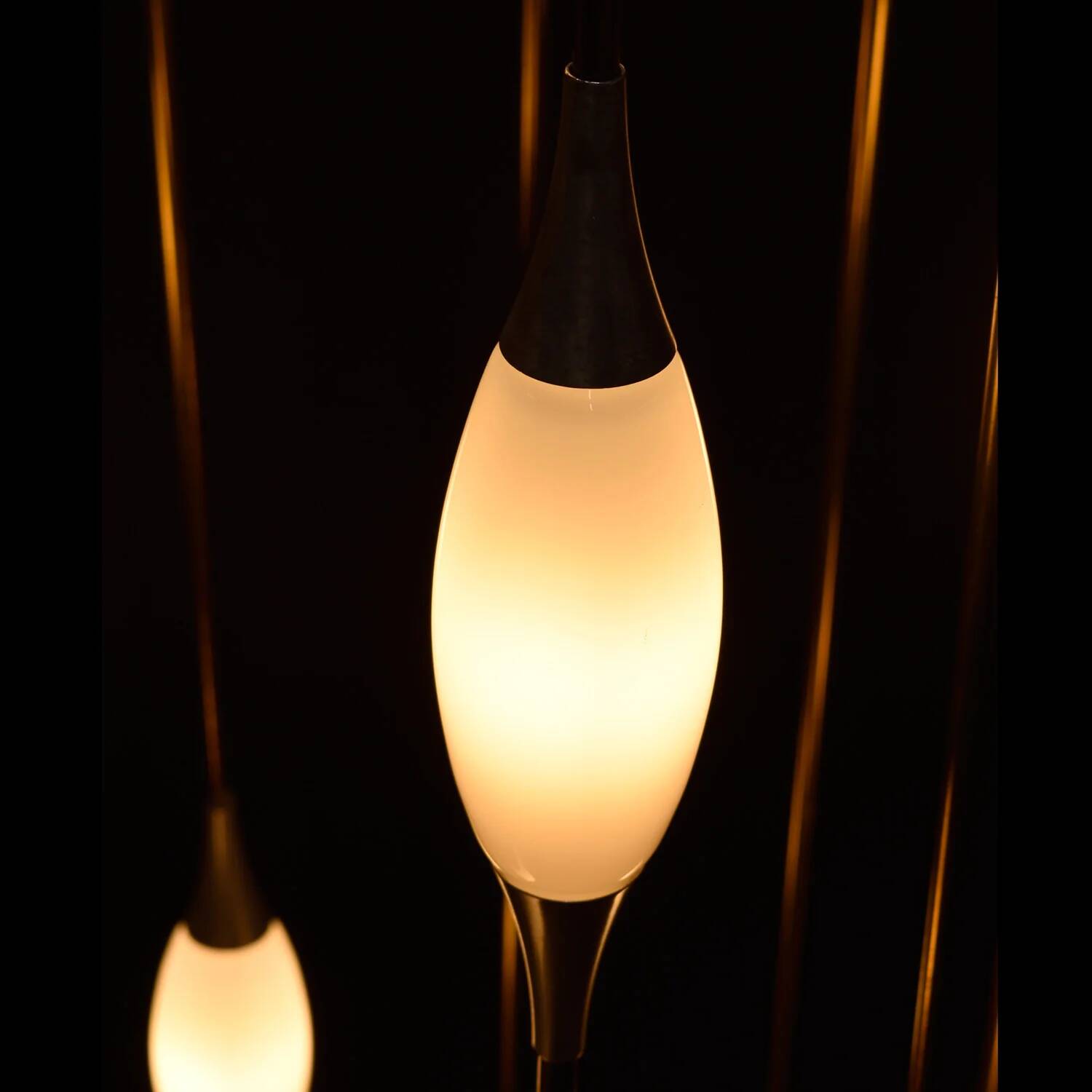 Lampadaire cascade en métal doré, années 1970