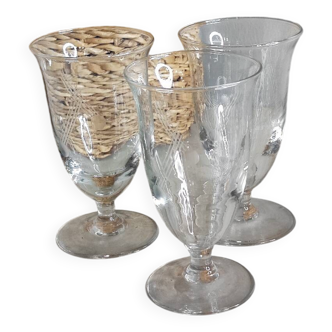 Wine glasses