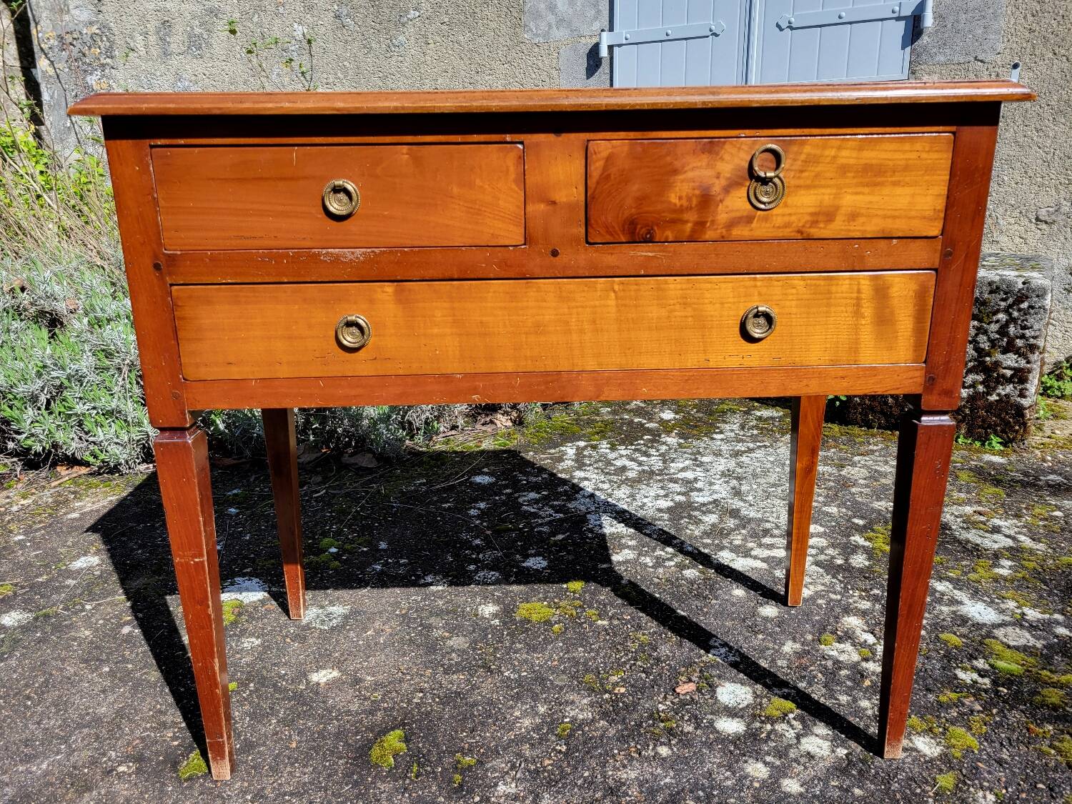 Cherrywood console chest of drawers with 3 drawers