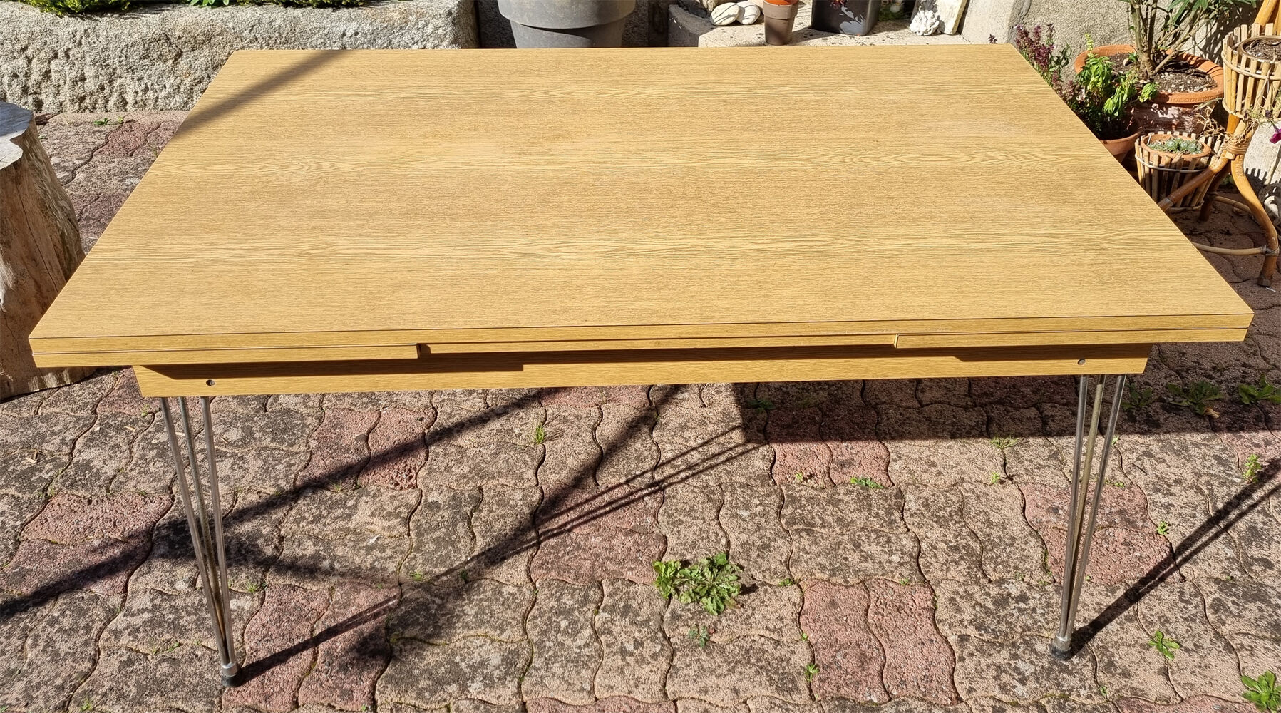 Table Formica eiffel legs, imitation wood, vintage, 70s