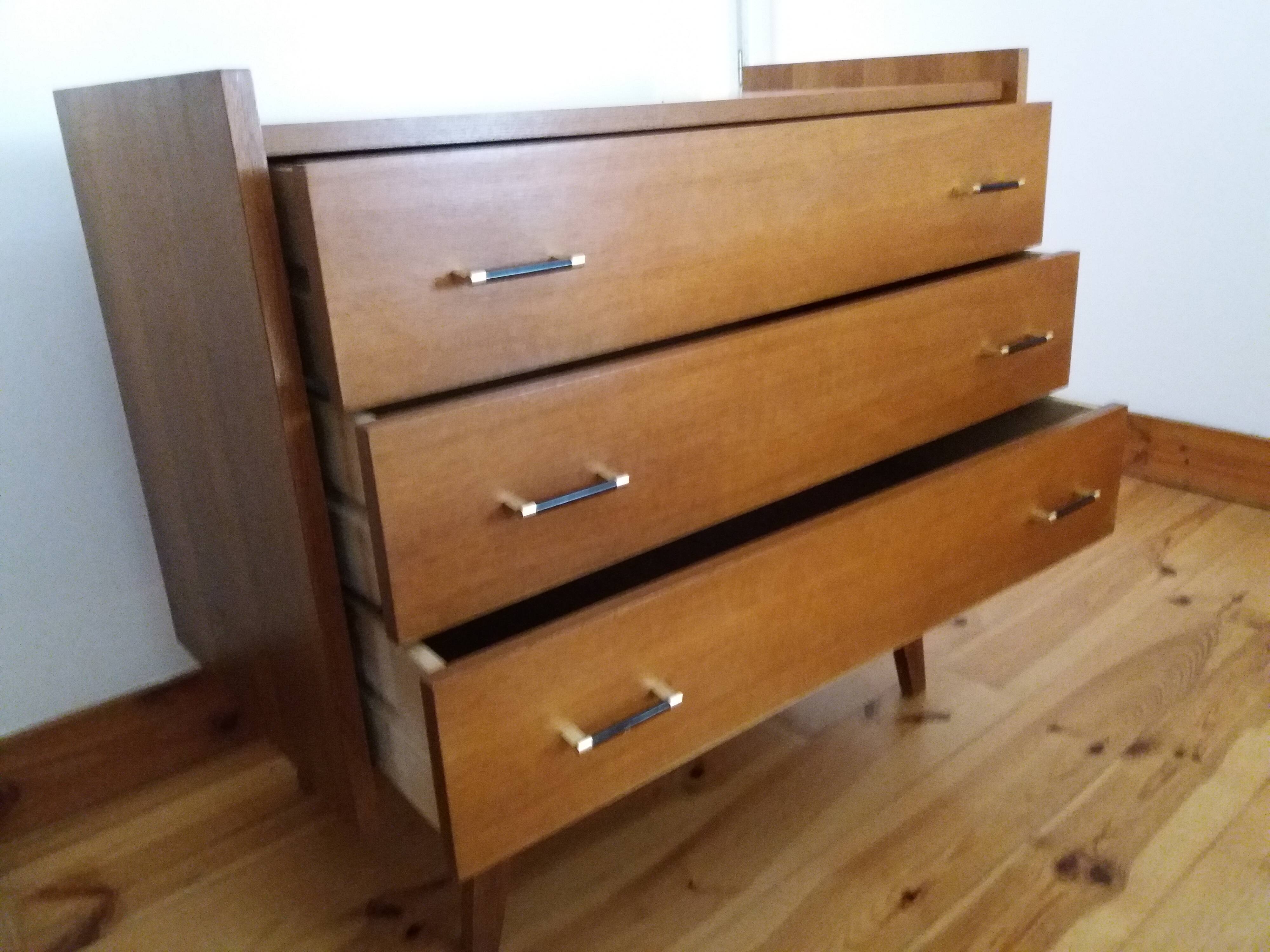 Commode années 60 pieds compas