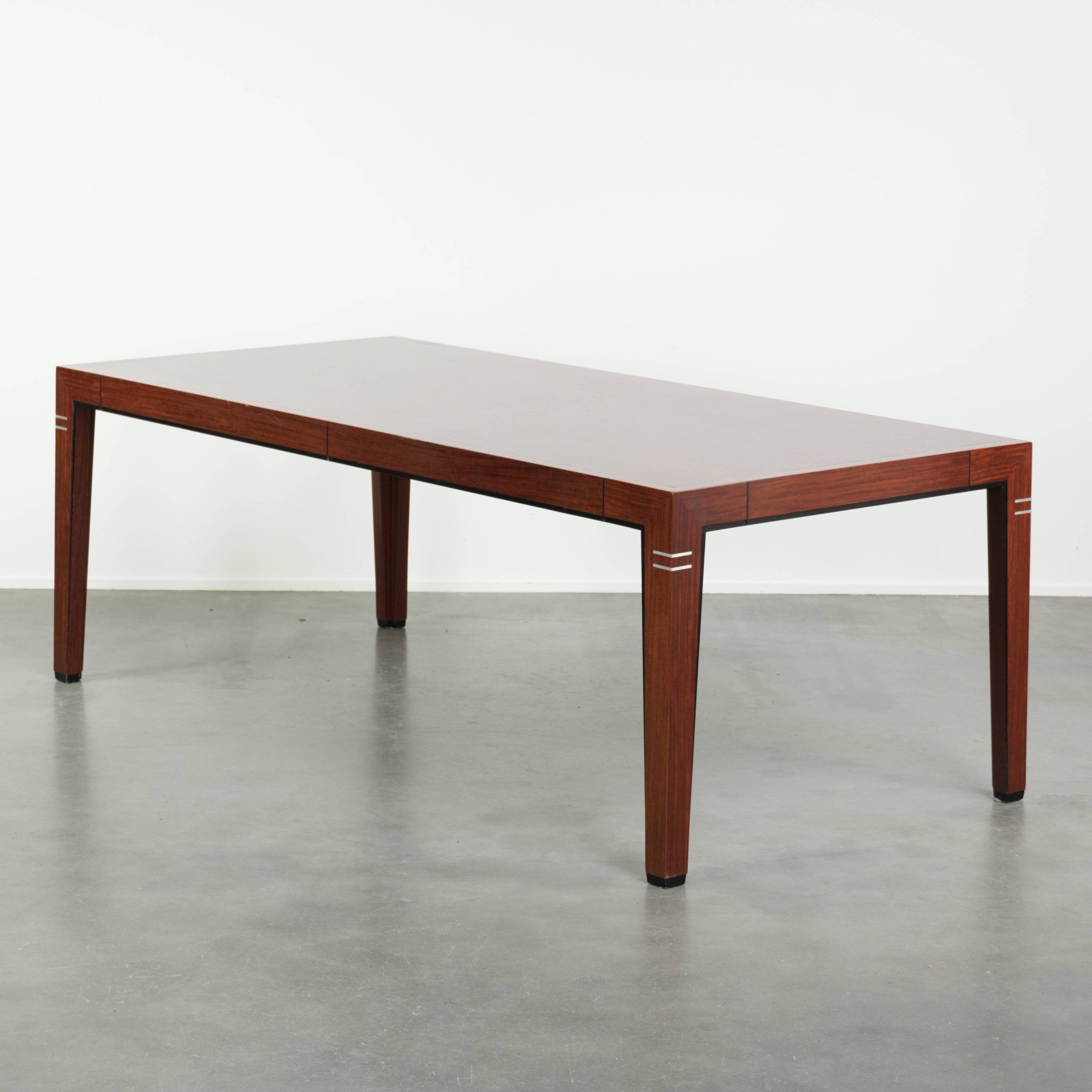 Spacious 6-person Art Deco design dining table with unique details