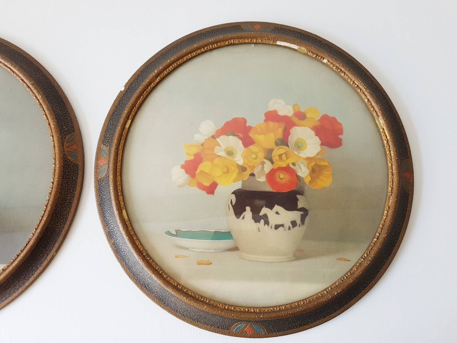 Set of 2 vintage art deco round frames 1940s 1950s cecile hay boots 40s