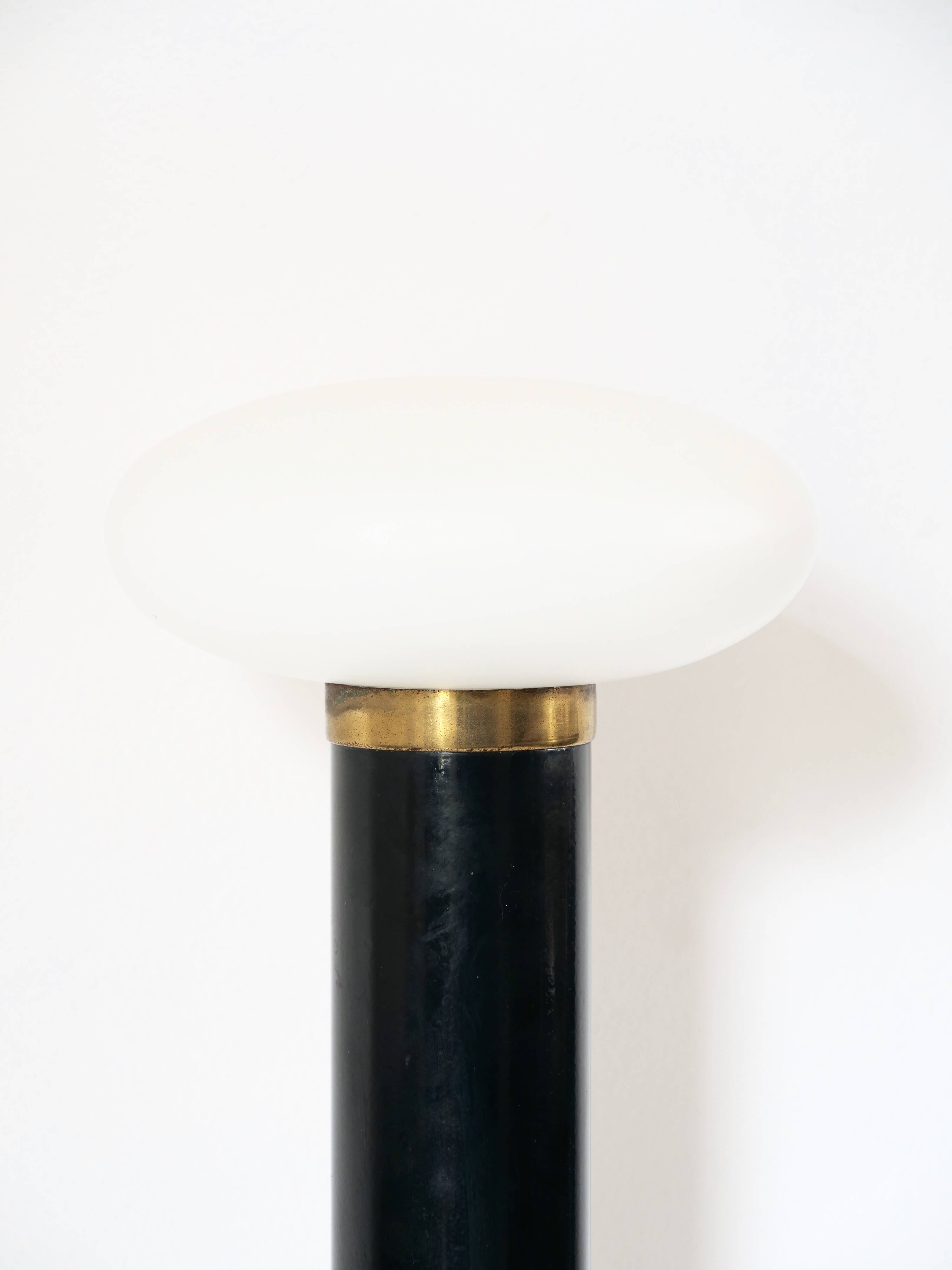 Art Deco modernist lamp