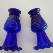 Pair of small (12cm) corolla vases - cobalt blue glass with heron - Portieux