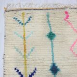 Handmade wool Berber rug 299 x 187cm