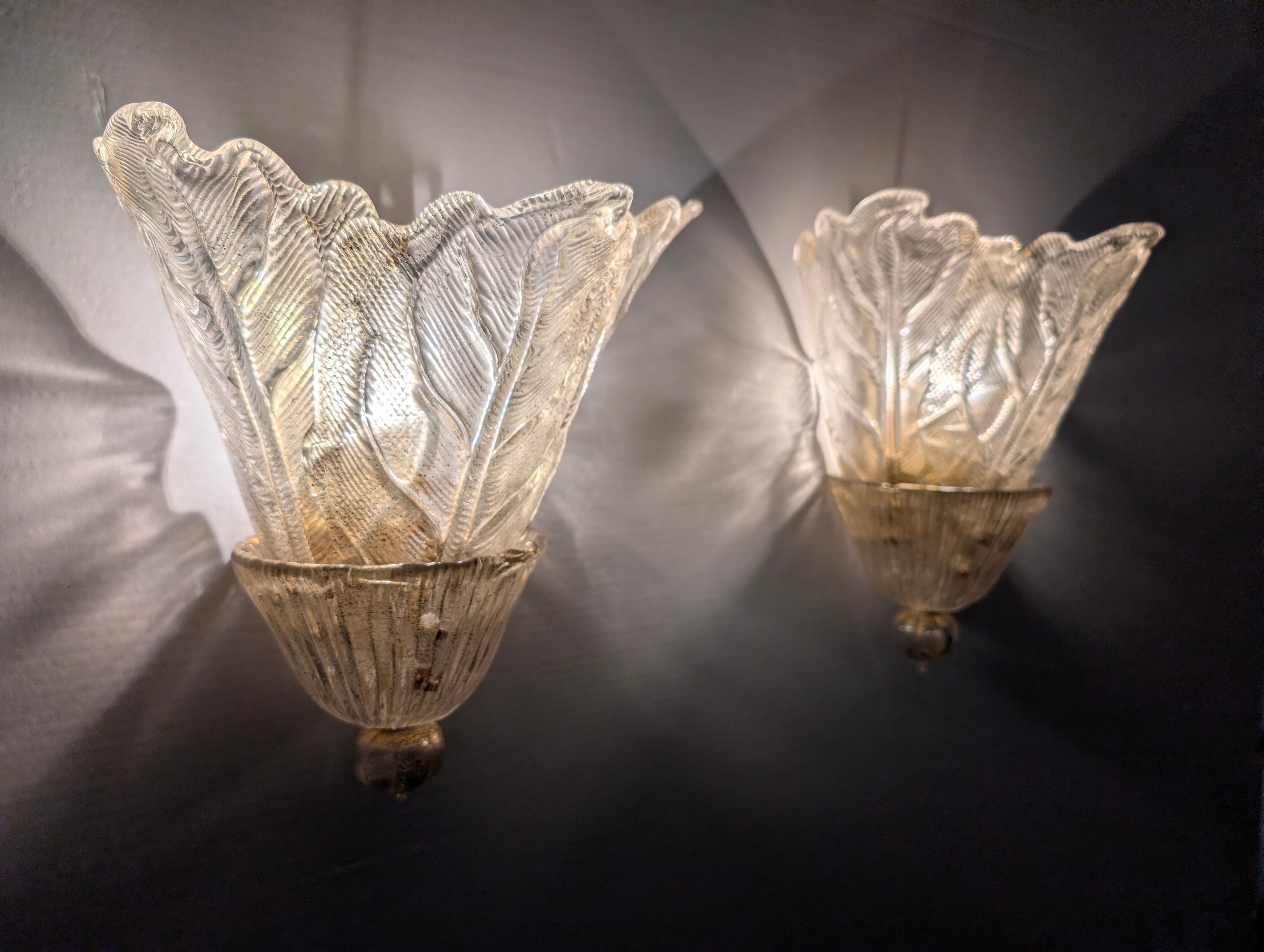 Pair of Barovier & Toso Murano Foglia d’Oro wall sconces, 1980s