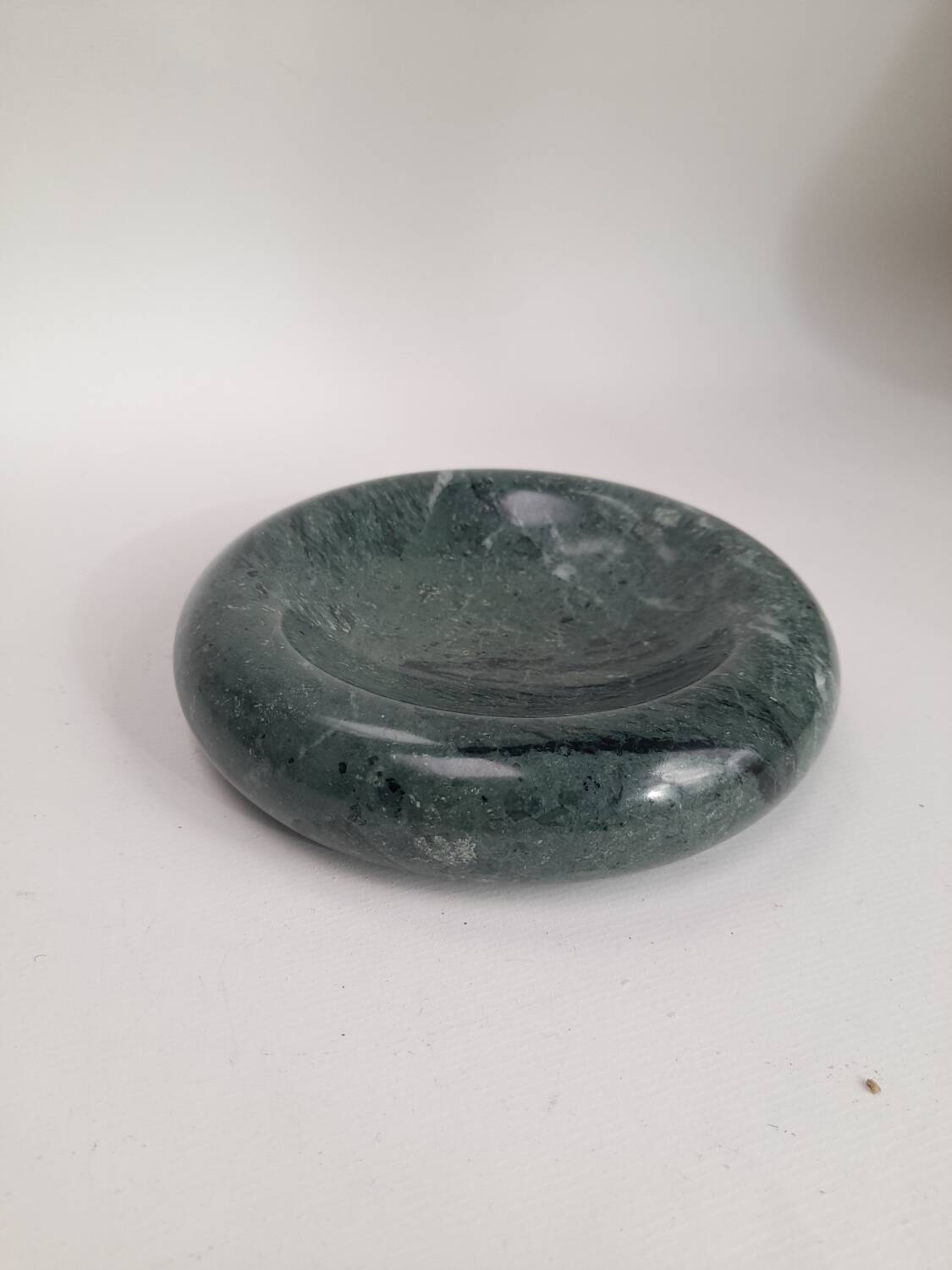 Green marble globule catchall